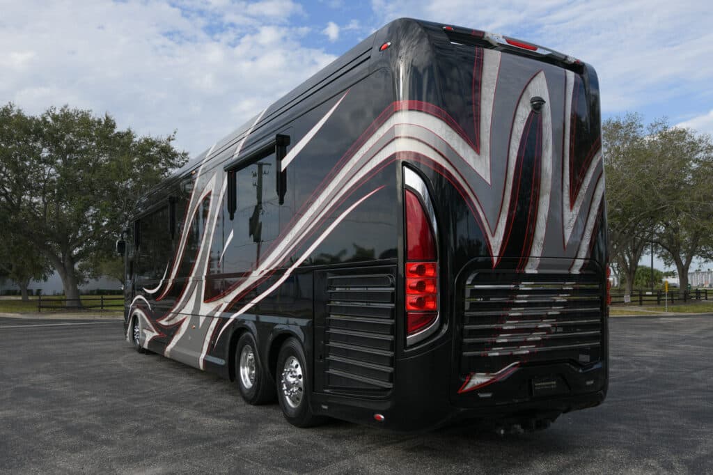  2017 Newell P50 Motorcoach Conversion - Image 4