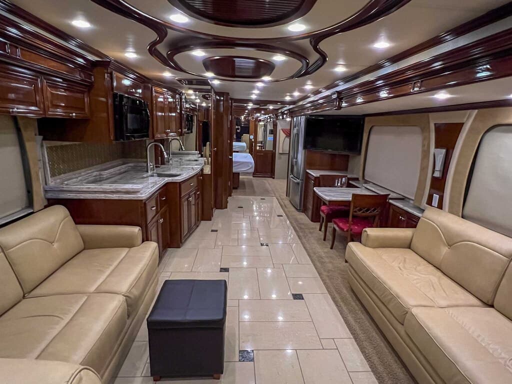  2013 Spartan K3 Newmar King Aire 4584 Conversion - Image 9