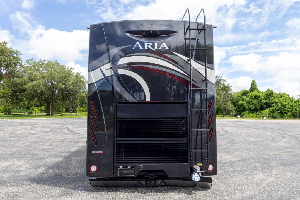 2018 Freightliner Thor Aria 3901 - Image 7