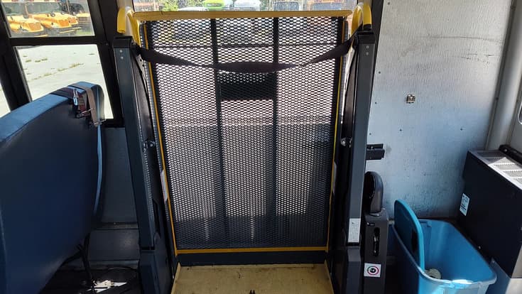 2009 Freightliner Thomas School Bus - Image 6