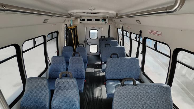 2015 Ford E450 Turtle Top - Image 13