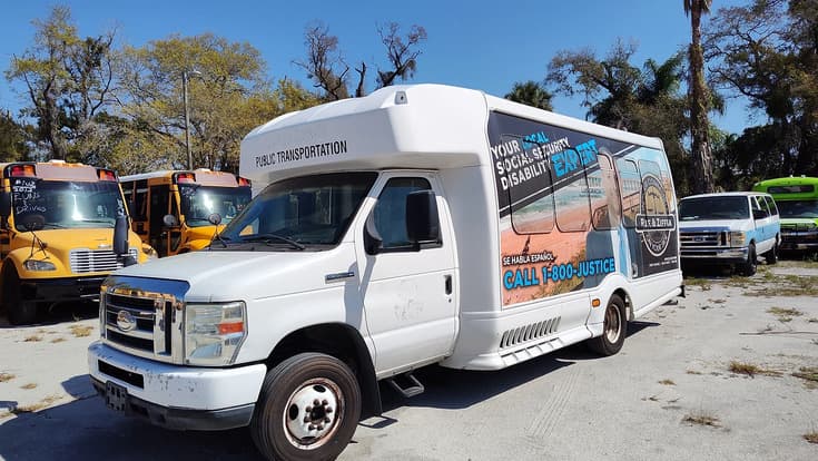 2015 Ford E450 Turtle Top - Image 3