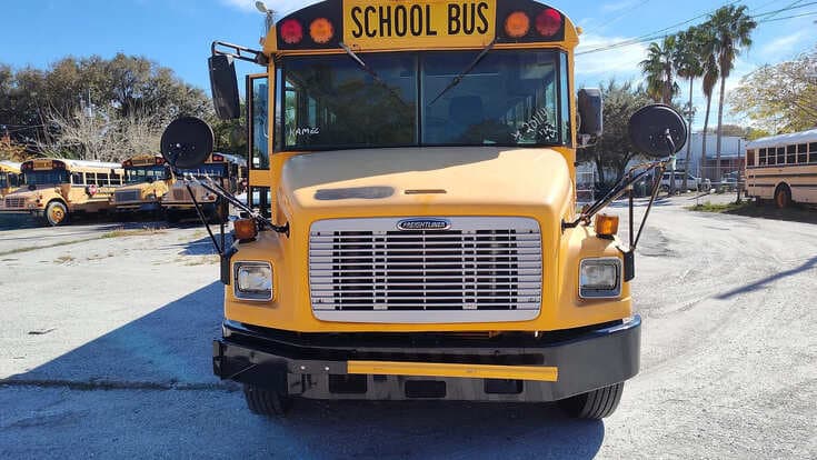 2002 Freightliner School Bus - Image 3