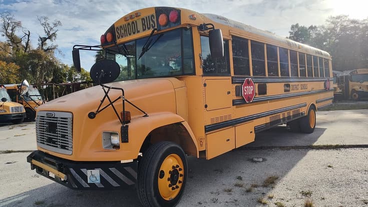 2006 Freightliner Freightliner bus