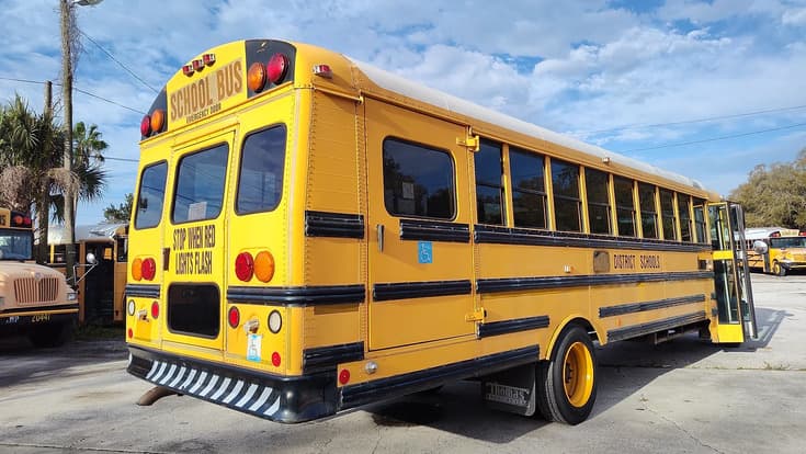 2006 Freightliner School Bus - Image 5