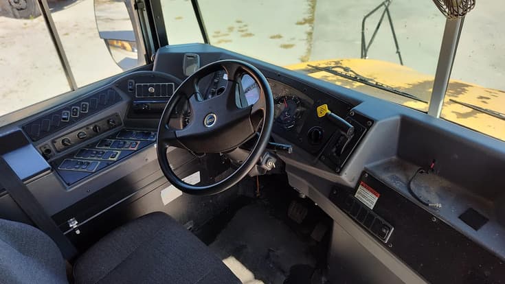 2011 Blue Bird Vision School Bus - Image 6