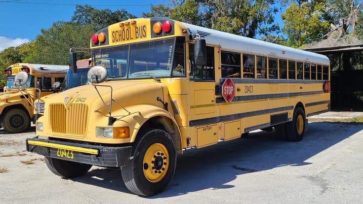 2004 International School Bus - Image 3