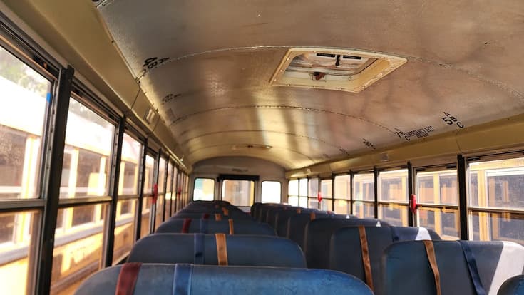 2005 International School Bus - Image 2