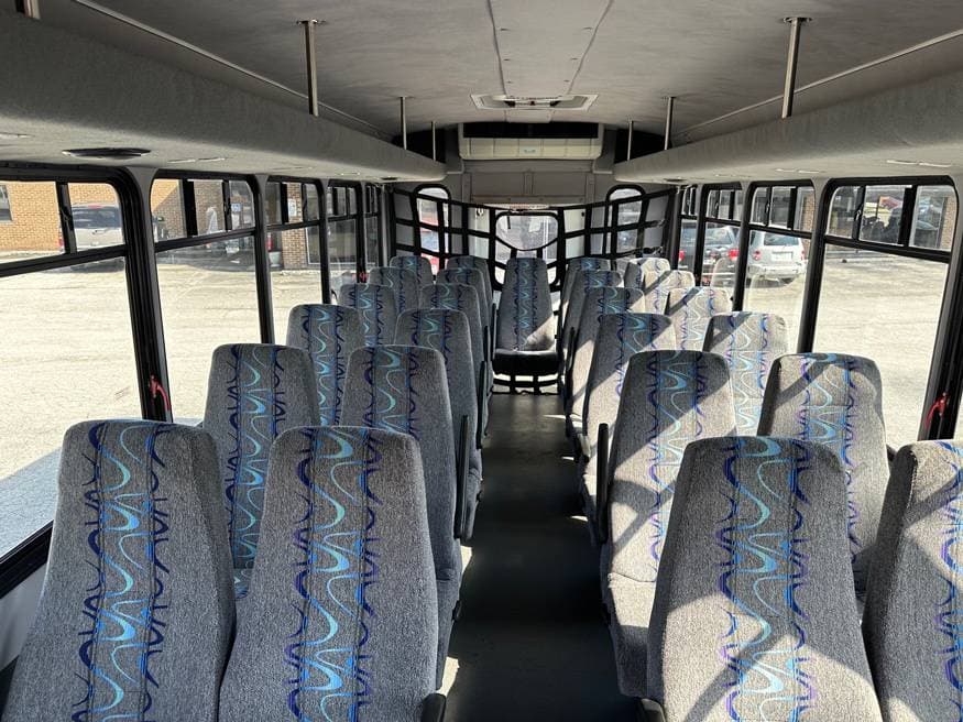 2008 Ford E450 Starcraft Allstar - Image 3