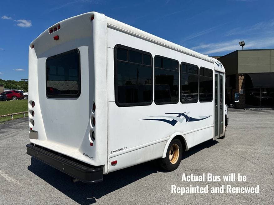 2012 Ford E350 Starcraft Allstar - Image 2