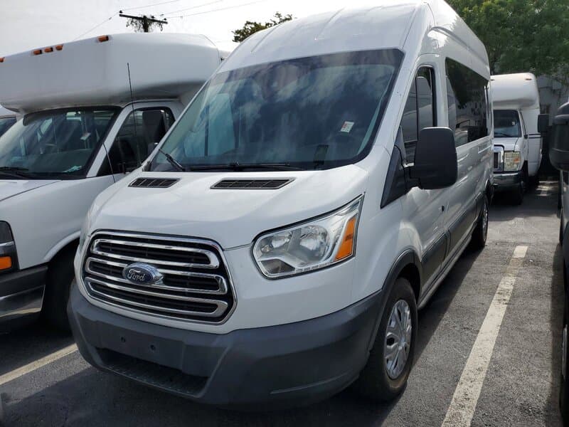 2015 Ford E350 bus