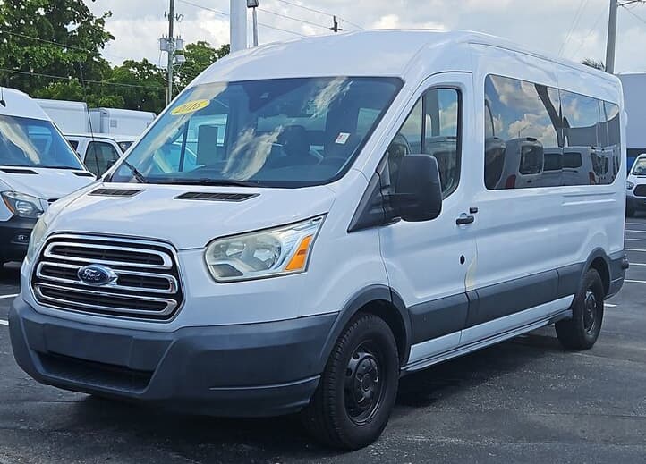 2016 Ford Transit bus