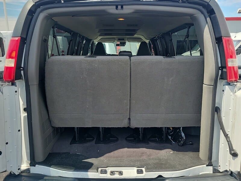 2019 Chevrolet Express Van - Image 4