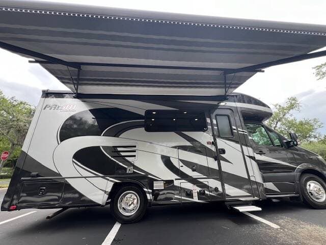 2017 Coachmen Prism LE 2200LE - Image 5