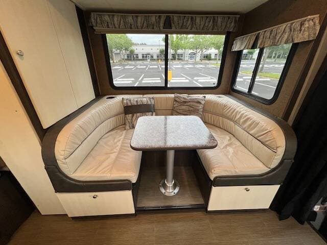 2017 Coachmen Prism LE 2200LE - Image 9