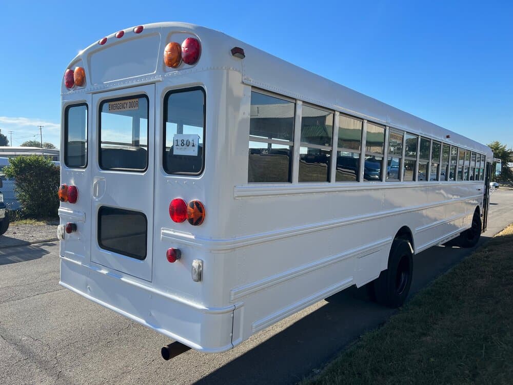 2005 International IC School Bus - Image 2