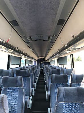 2011 MCI J4500 Coach Bus - Image 8