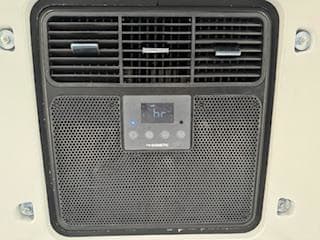 2008 Ford E450 Glaval Shuttle Bus - Image 13
