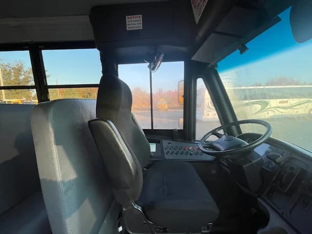 20 Bus School FLEET BULK DEAL - Image 3