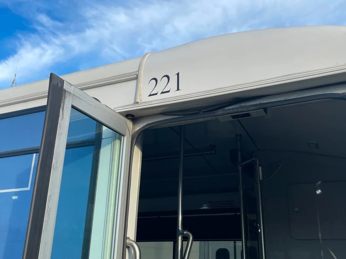 2018 Ford F550 Starcraft ADA - Image 14