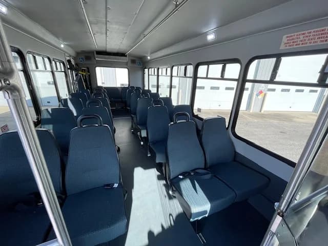 2018 Ford E450 ADA Shuttle Bus - Image 25