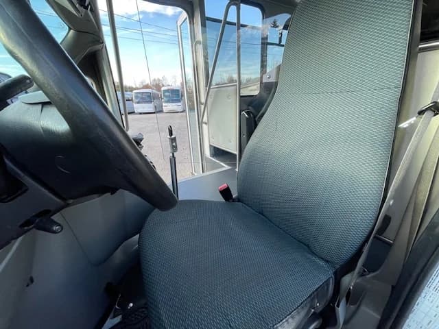 2018 Ford E450 ADA Shuttle Bus - Image 6