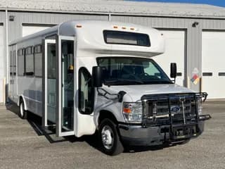 2018 Ford E450 bus