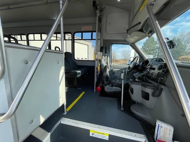 2018 Ford E450 ADA Shuttle Bus - Image 5