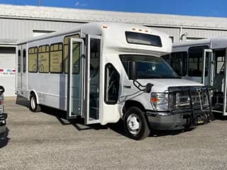 2018 Ford E450 bus
