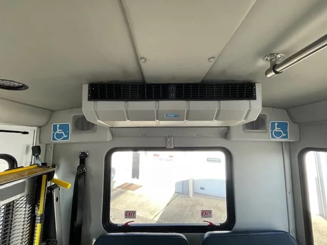 2018 Ford E450 ADA Shuttle Bus - Image 13
