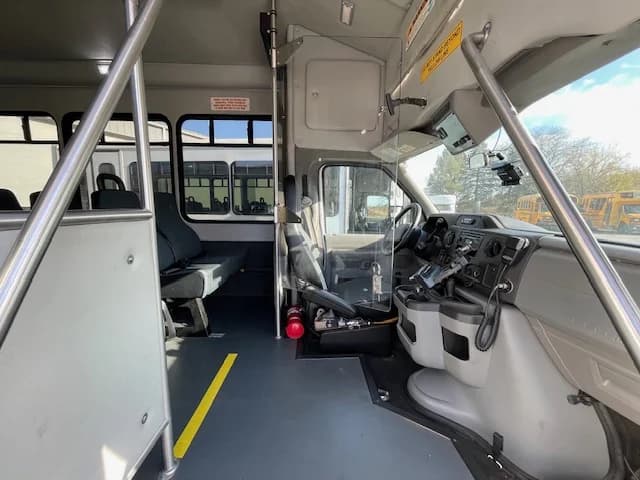 2018 Ford E450 ADA Shuttle Bus - Image 3