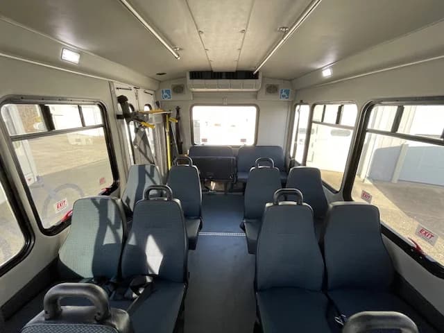 2018 Ford E450 ADA Shuttle Bus - Image 9