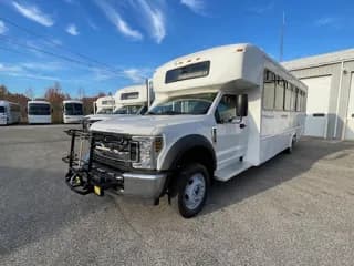 2018 Ford F550 bus