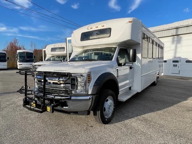 2018 Ford F550 ADA Shuttle Bus - Image 15