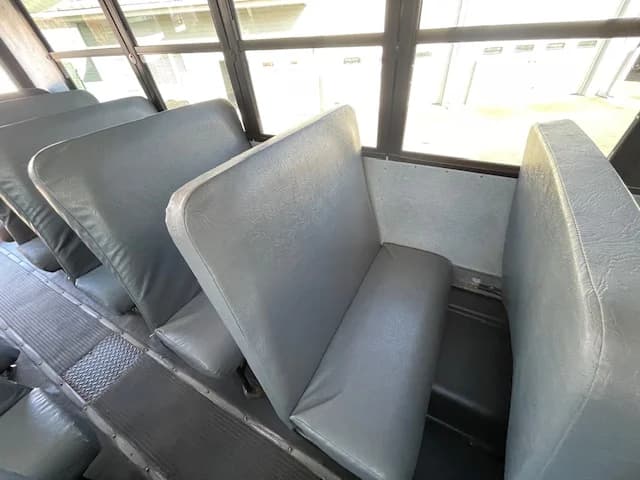 2014 Thomas Saf-T-Liner C2 School Bus - Image 9