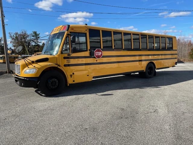2014 Thomas Saf-T-Liner C2 School Bus - Image 23