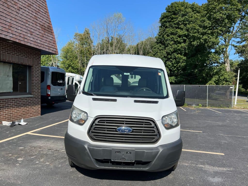 2015 Ford E350 Transit Van - Image 8