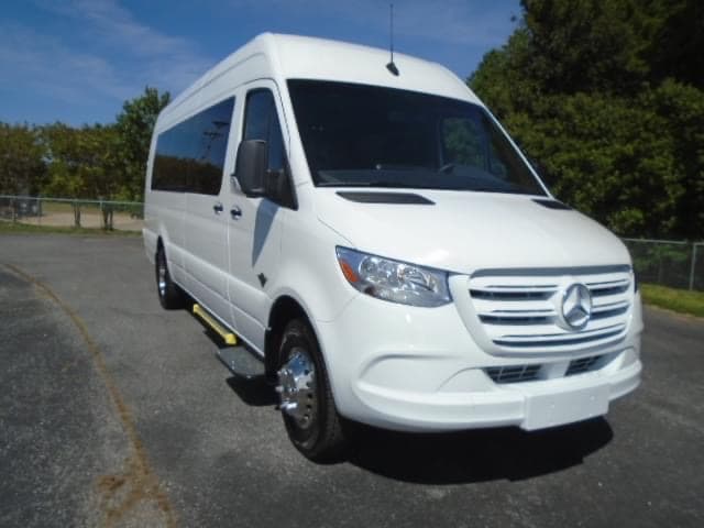 2024 LA West Executive Transit Van - Image 2