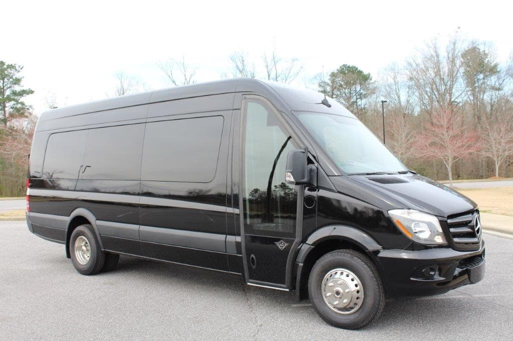 Executive Sprinter #12425 - Image 1