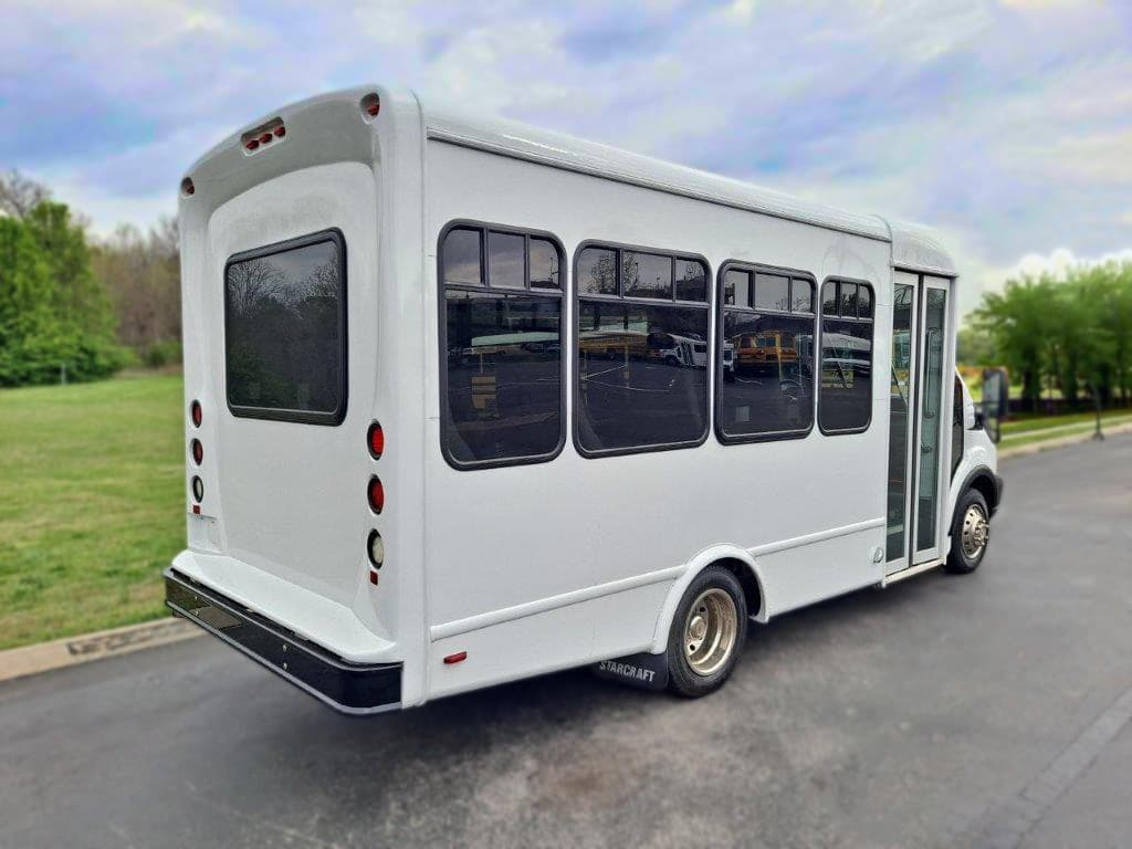 2018 Starcraft Starlite Shuttle Bus - Image 5