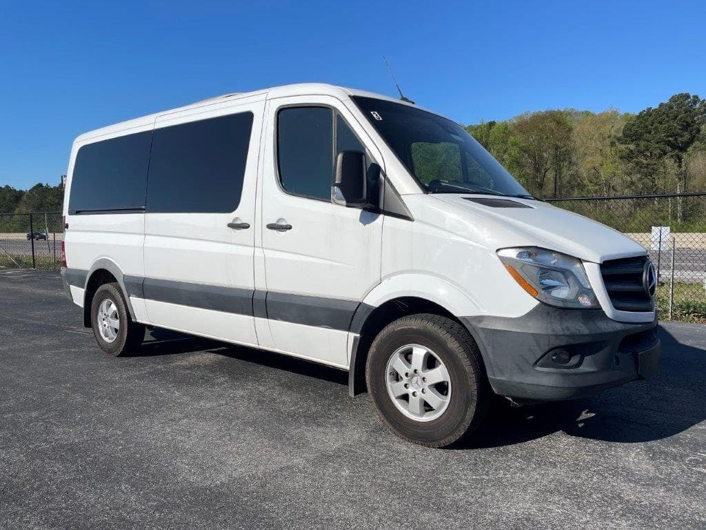 2017 Mercedes-Benz Sprinter MR bus