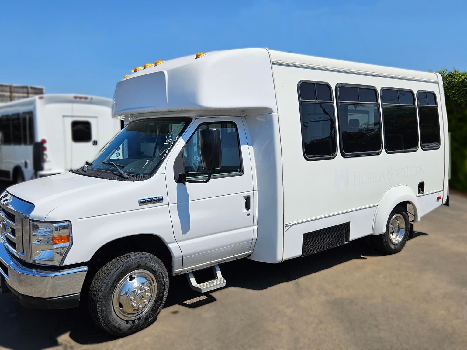 2017 Elkart Coach ECII Shuttle Bus - Image 2