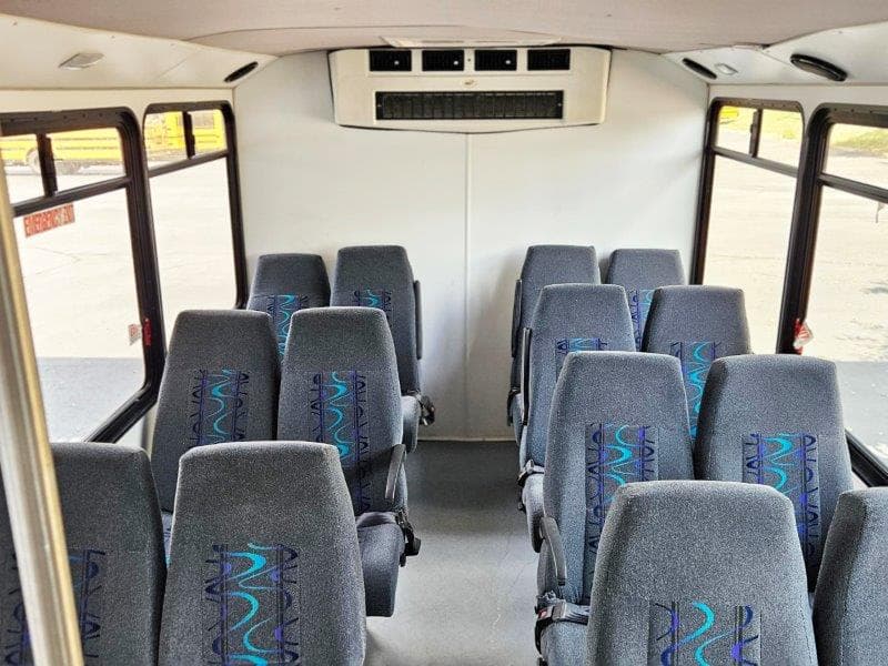 2017 El Dorado Worldtrans Shuttle Bus - Image 4