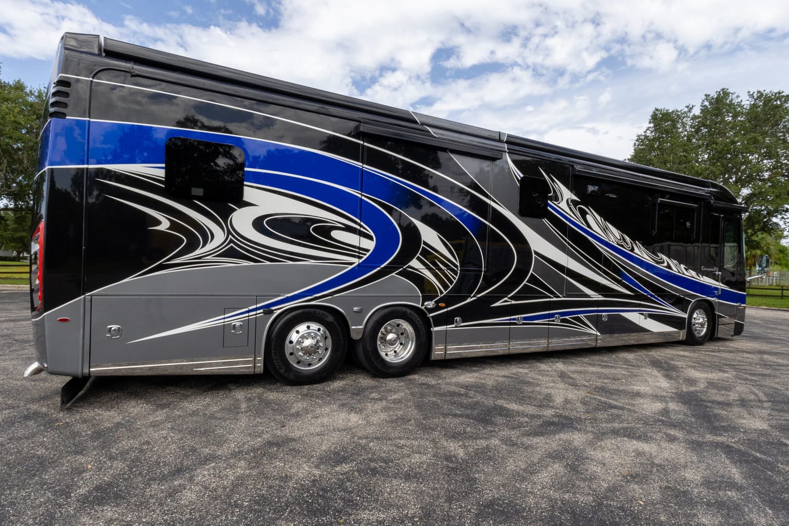 2019 Entegra Cornerstone 45W Motorcoach - Image 1