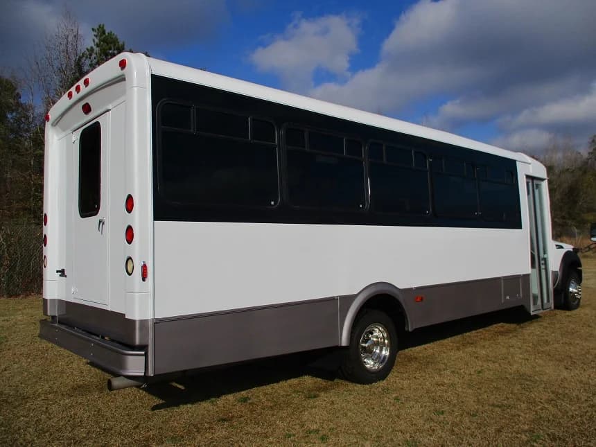 2011 Ford F550 Glaval Mid Size Bus - Image 2