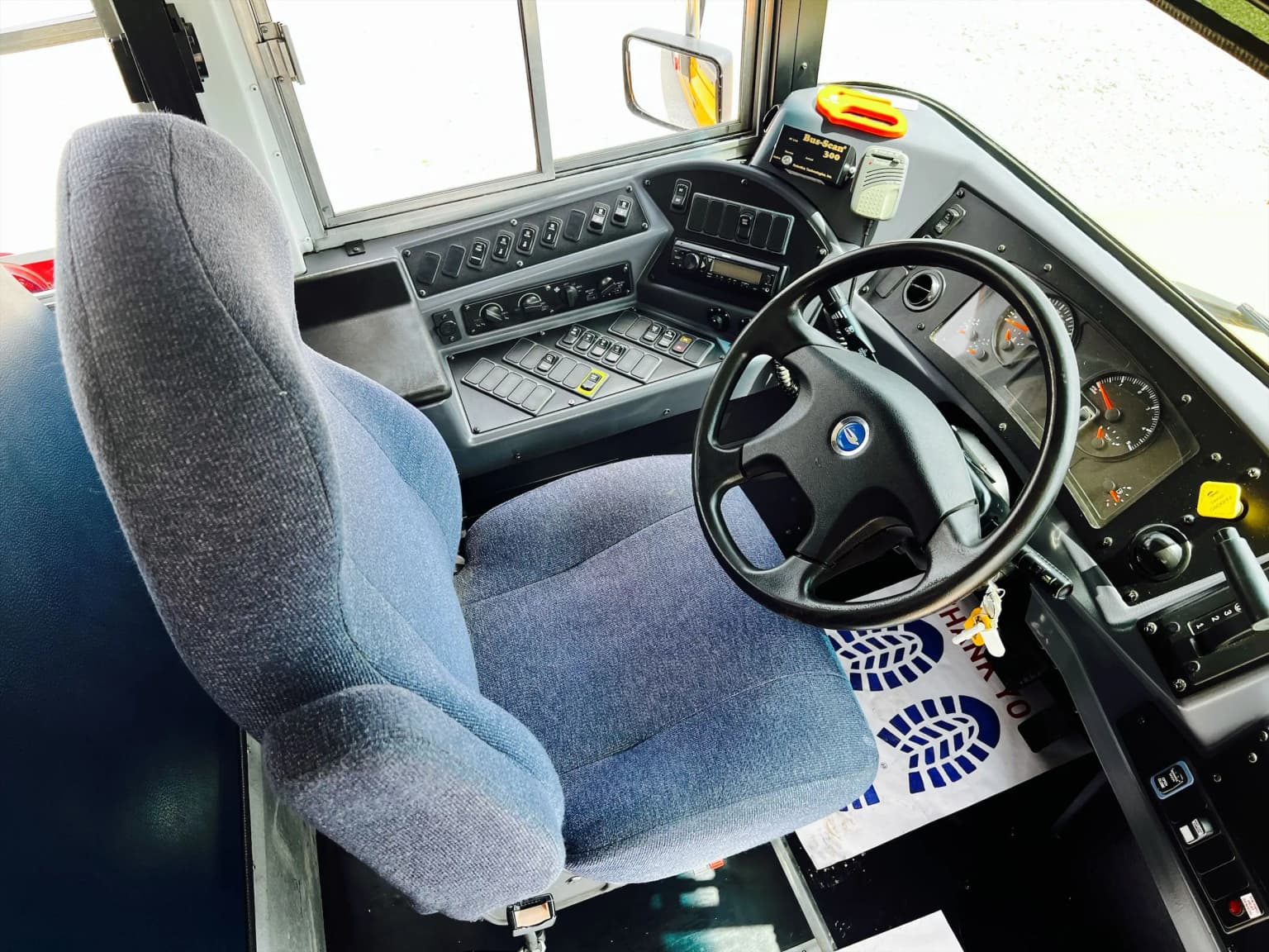 2019 Blue Bird Vision School Bus - Image 2