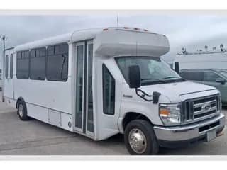 2016 Ford Champion bus