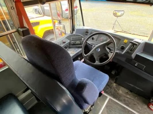 2015 Blue Bird Vision Scjhool Bus - Image 5