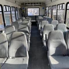 2009 Chevrolet 4500 Shuttle Bus - Image 4