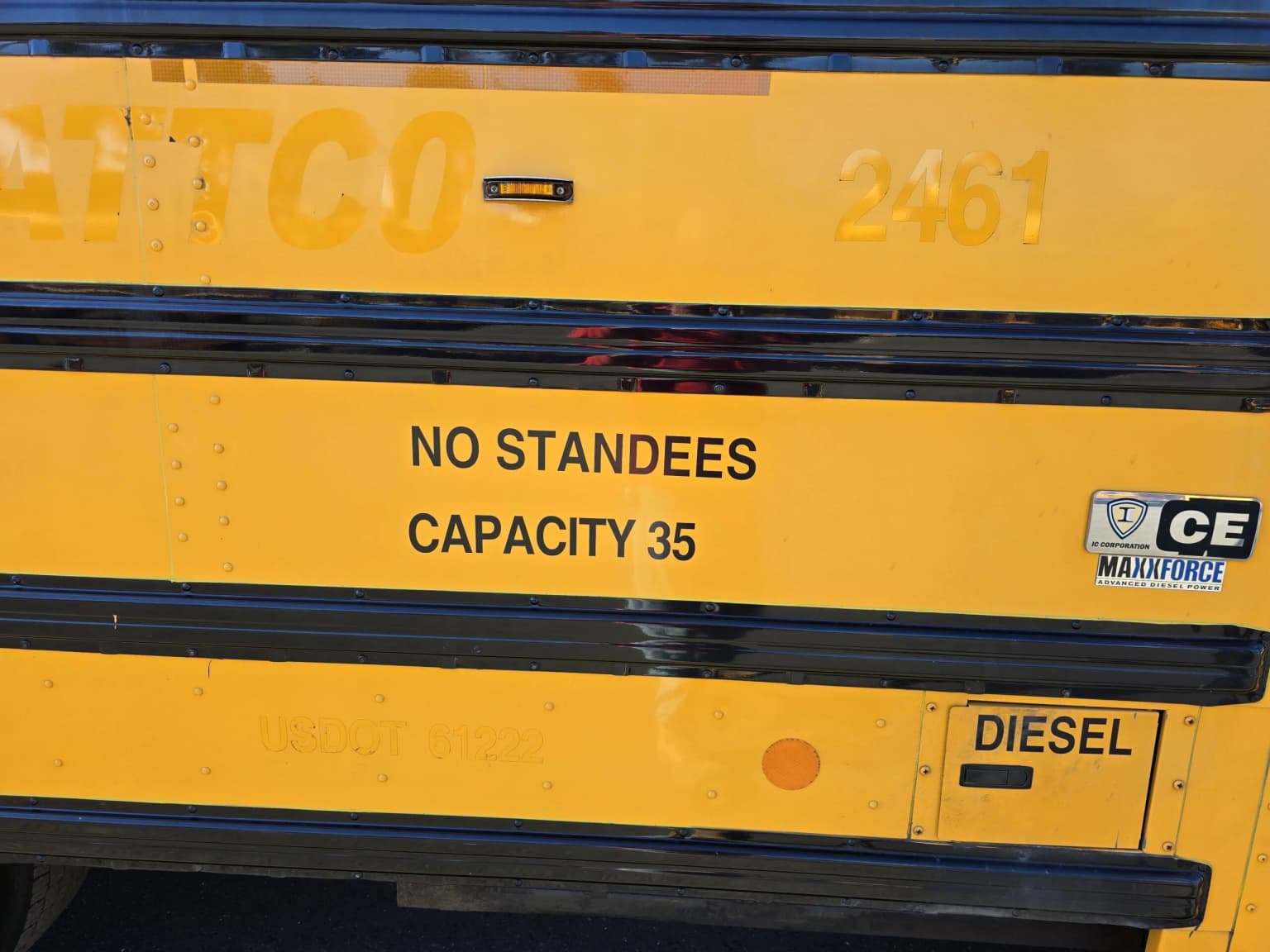 2014 International CE School Bus - Image 5